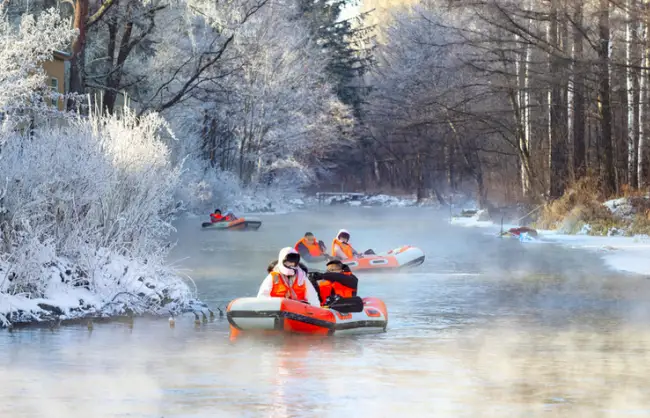 snow rafting